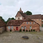Apartment Gemütliche Dachgeschosswohnung *