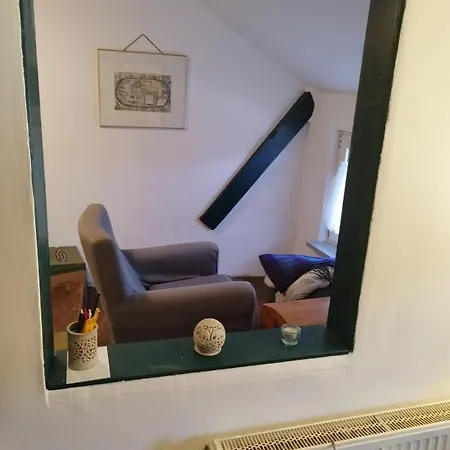 Gemuetliche Dachgeschosswohnung *