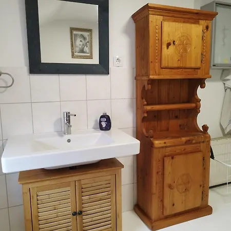 Gemuetliche Dachgeschosswohnung Burg Stargard