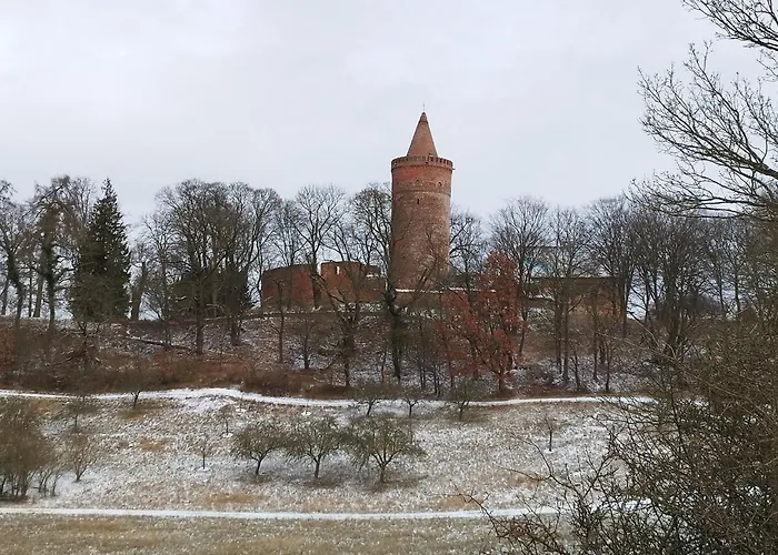 Gemuetliche Dachgeschosswohnung 아파트 Burg Stargard